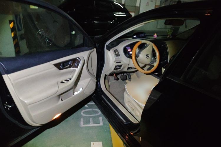 Used Nissan Teana 2013 2.5L XL Leading Edition Driver Seat