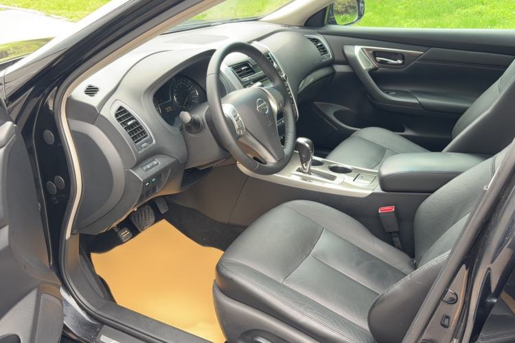 Used Nissan Teana 2013 2.0L XL Comfort Edition Driver Seat