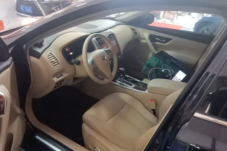 Used Nissan Teana 2013 2.0L XE Fashion Edition Driver Seat
