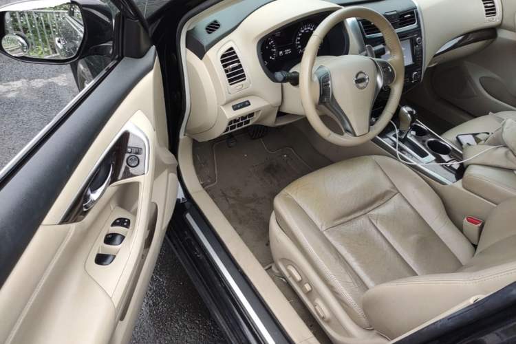 Used Nissan Teana 2013 2.5L XL Leading Edition Driver Seat