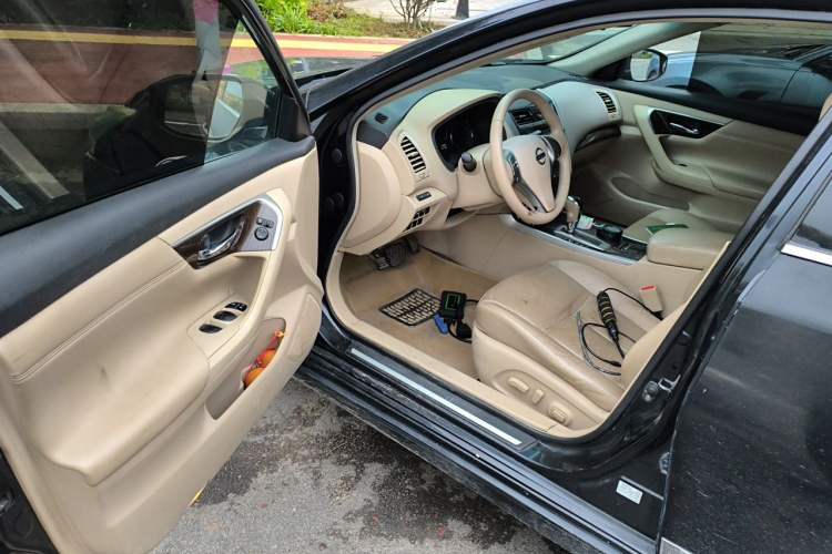 Used Nissan Teana 2013 2.0L XL Comfort Edition Driver Seat