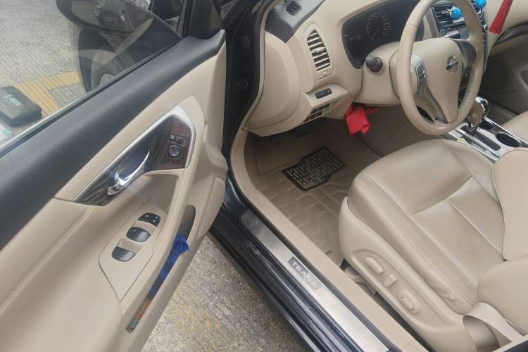 Used Nissan Teana 2013 2.0L XL Comfort Edition Driver Seat