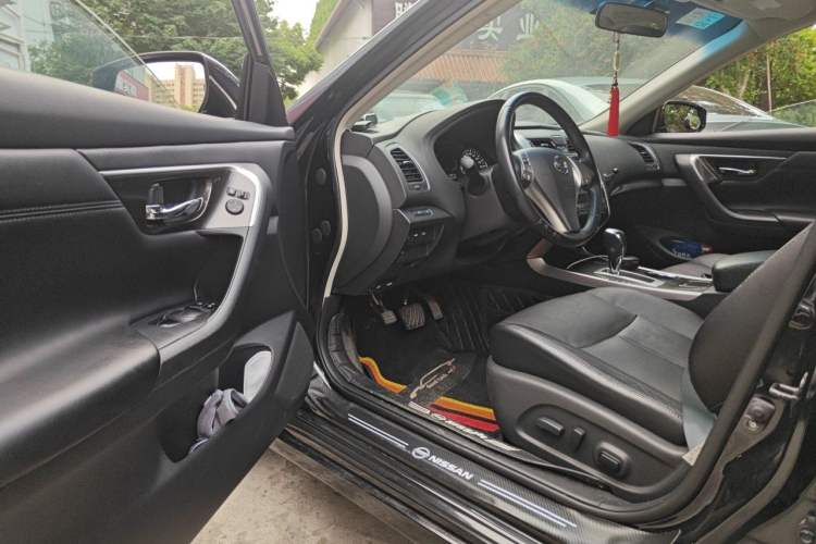 Used Nissan Teana 2013 2.0L XL Comfort Edition Driver Seat
