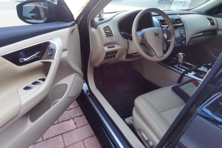 Used Nissan Teana 2013 2.0L XL Comfort Edition Driver Seat