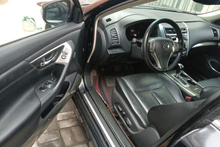 Used Nissan Teana 2013 2.5L XL-NAVI Luxury Edition Driver Seat