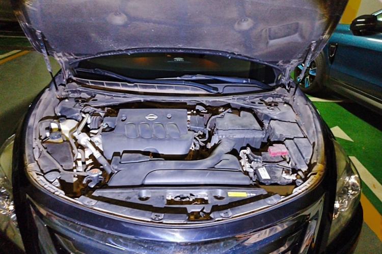Used Nissan Teana 2013 2.0L XL Comfort Edition Engine Bay