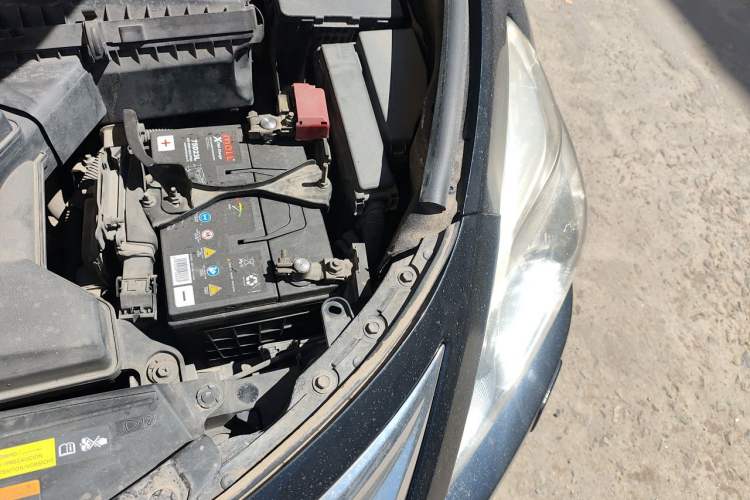 Used Nissan Teana 2013 2.5L XL Leading Edition Engine Bay Left