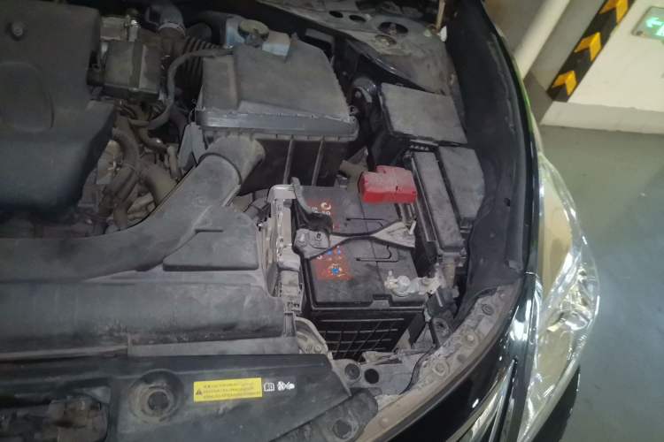 Used Nissan Teana 2013 2.0L XL Comfort Edition Engine Bay Left