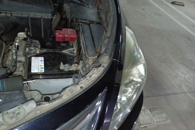 Used Nissan Teana 2013 2.0L XL Comfort Edition Engine Bay Left
