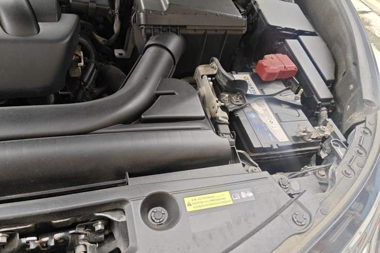 Used Nissan Teana 2013 2.0L XL Comfort Edition Engine Bay Left