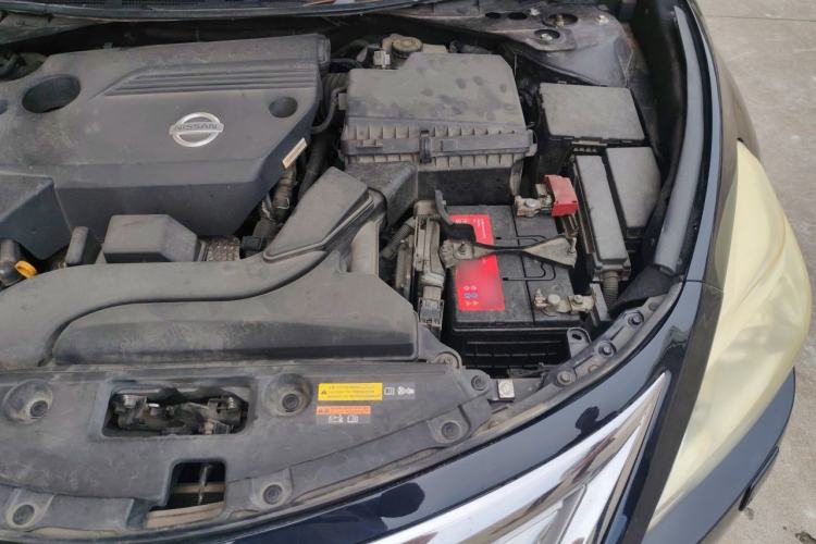 Used Nissan Teana 2013 2.5L XL Leading Edition Engine Bay Left
