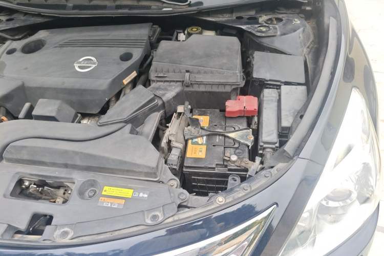 Used Nissan Teana 2013 2.5L XL Leading Edition Engine Bay Left