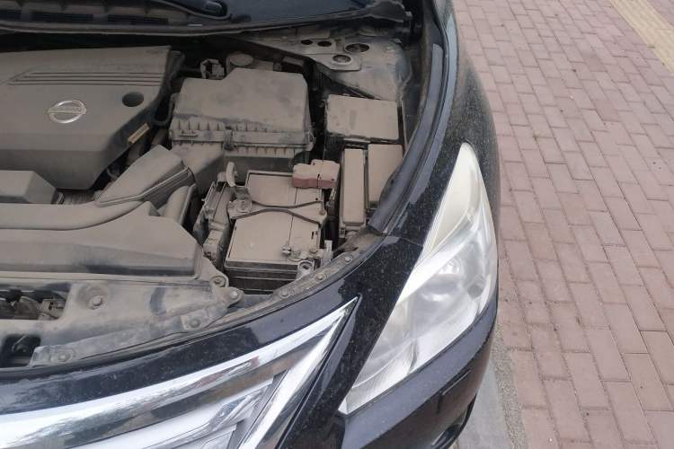 Used Nissan Teana 2013 2.5L XL-Upper NAVI Tech Deluxe Edition Engine Bay Left