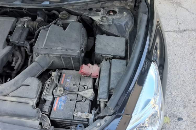 Used Nissan Teana 2013 2.0L XL Comfort Edition Engine Bay Left