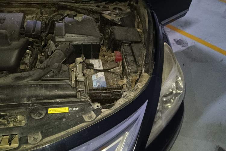 Used Nissan Teana 2013 2.0L XL Comfort Edition Engine Bay Left