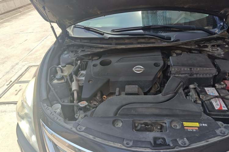 Used Nissan Teana 2013 2.5L XL-Upper NAVI Tech Deluxe Edition Engine Bay Right