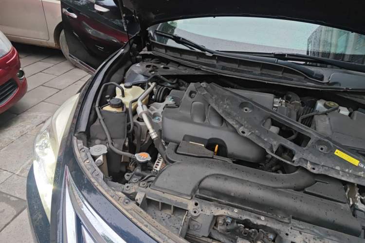 Used Nissan Teana 2013 2.0L XL Comfort Edition Engine Bay Right