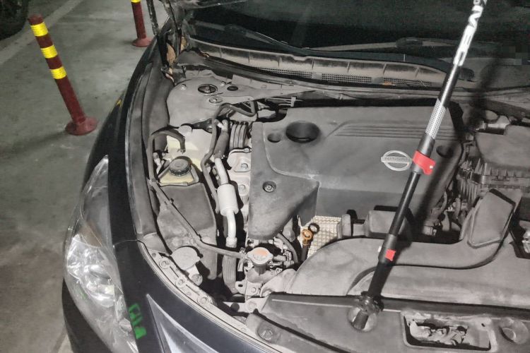 Used Nissan Teana 2013 2.5L XL Leading Edition Engine Bay Right