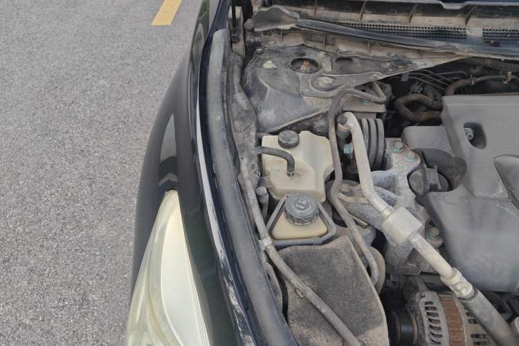 Used Nissan Teana 2013 2.0L XL Comfort Edition Engine Bay Right