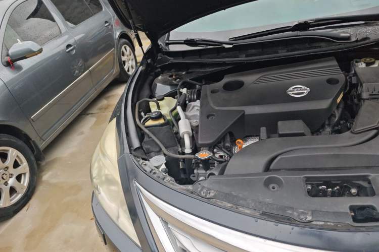 Used Nissan Teana 2013 2.5L XL Leading Edition Engine Bay Right
