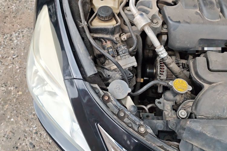 Used Nissan Teana 2013 2.0L XL Comfort Edition Engine Bay Right