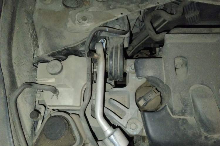 Used Nissan Teana 2013 2.0L XL-NAVI Smart Navigation Edition Engine Bay Right