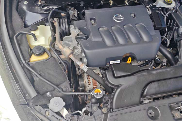 Used Nissan Teana 2013 2.0L XL Comfort Edition Engine Bay Right