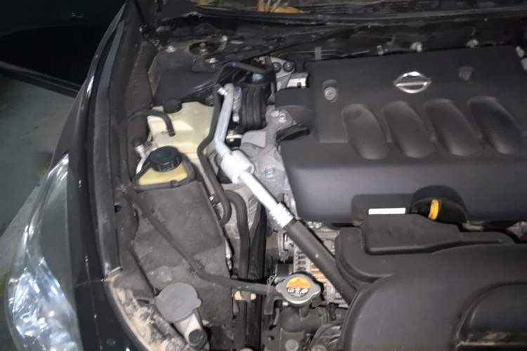Used Nissan Teana 2013 2.0L XL Comfort Edition Engine Bay Right