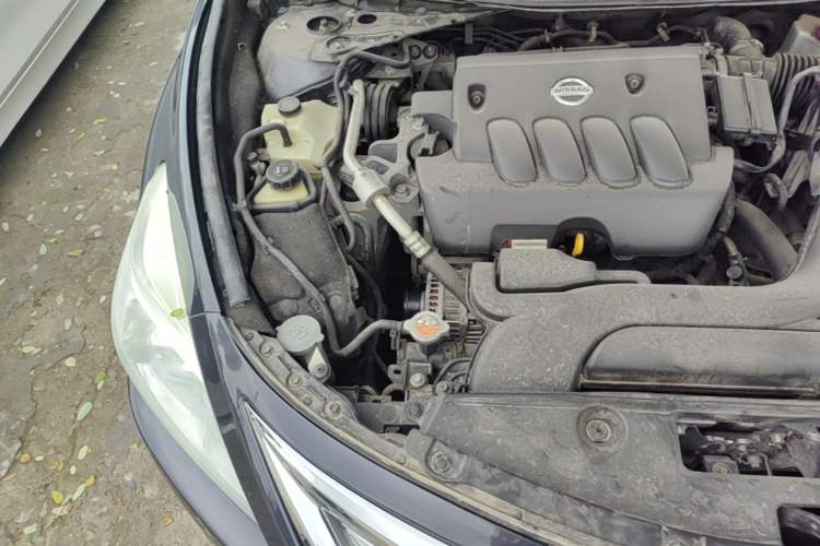 Used Nissan Teana 2013 2.0L XL Comfort Edition Engine Bay Right