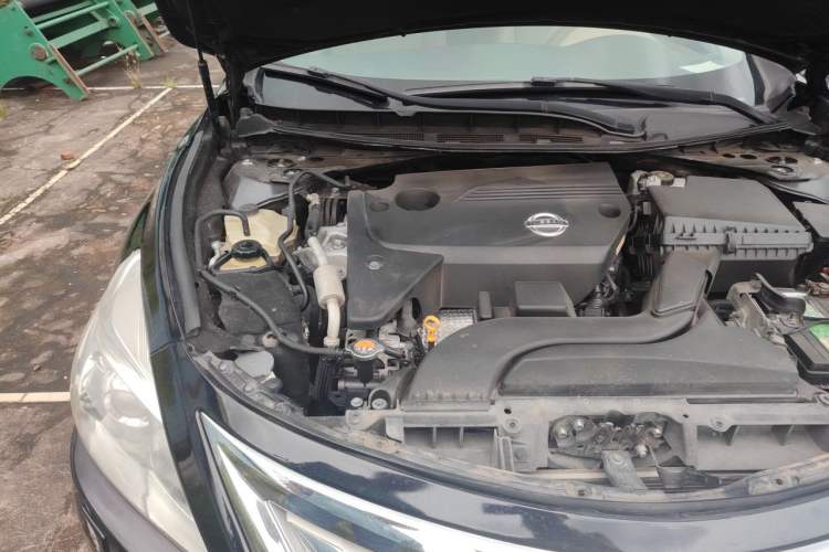 Used Nissan Teana 2013 2.5L XL Leading Edition Engine Bay Right