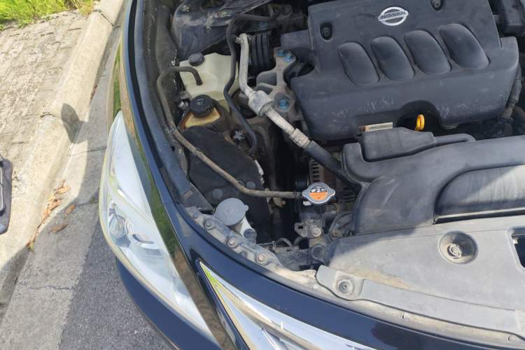 Used Nissan Teana 2013 2.0L XL Comfort Edition Engine Bay Right