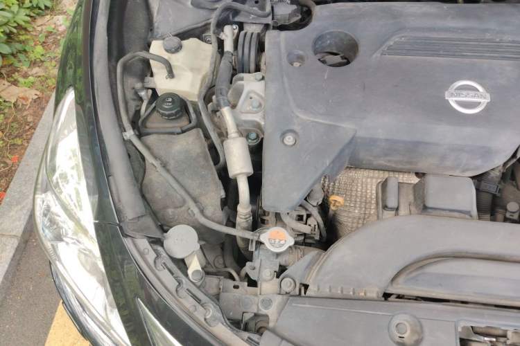 Used Nissan Teana 2013 2.5L XL Leading Edition Engine Bay Right
