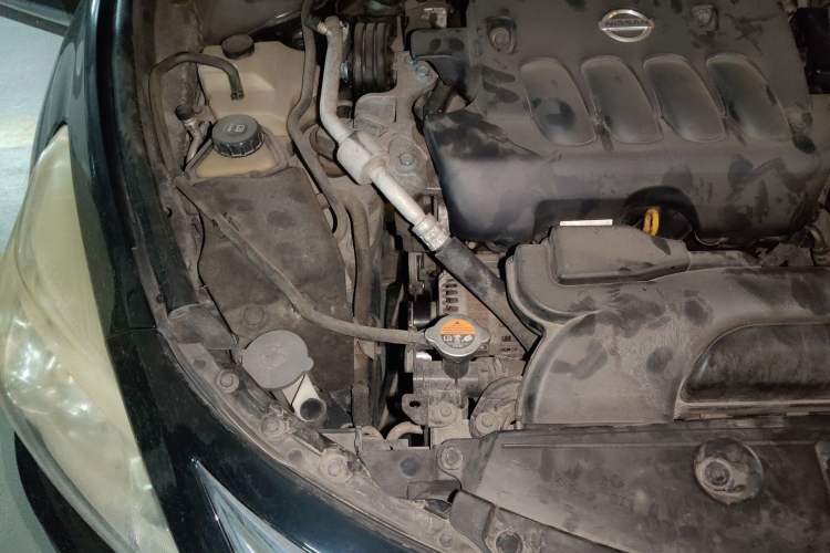 Used Nissan Teana 2013 2.0L XL Comfort Edition Engine Bay Right