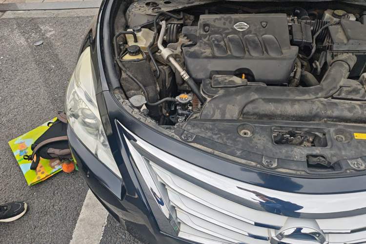 Used Nissan Teana 2013 2.0L XL Comfort Edition Engine Bay Right