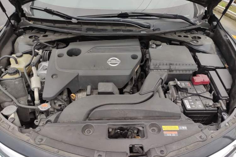 Used Nissan Teana 2013 2.5L XL Leading Edition Engine Bay