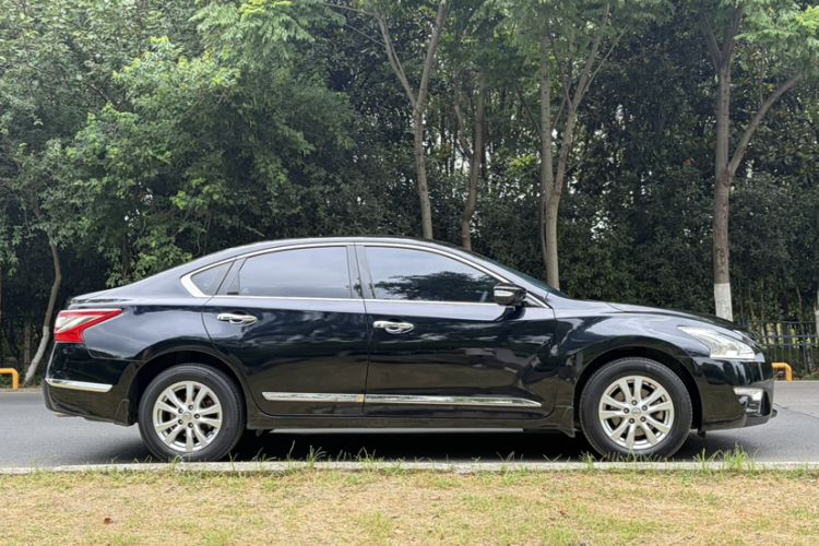 Used Nissan Teana 2013 2.0L XL Comfort Edition Exterior 2