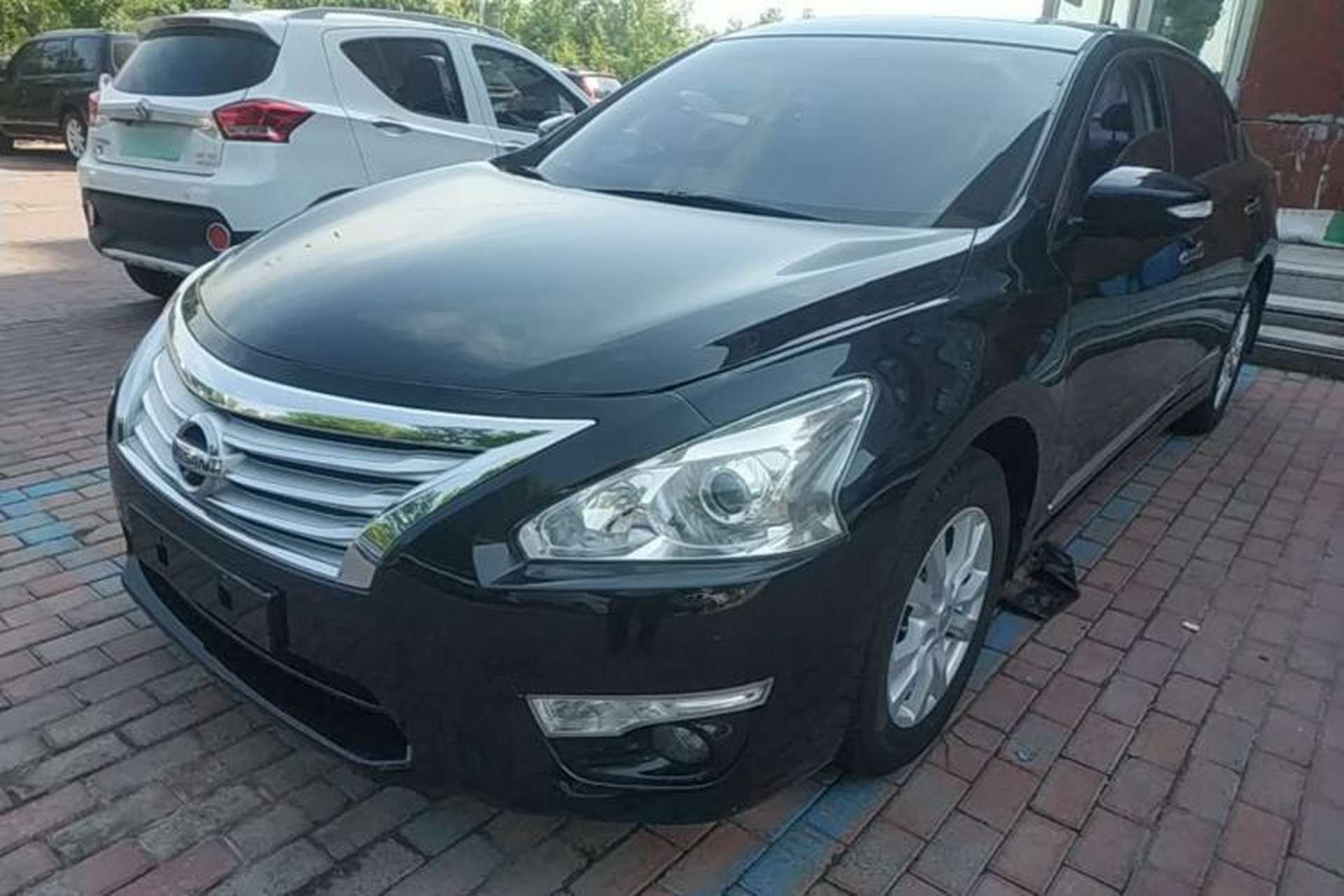 Used Nissan Teana 2013 2.0L XL Comfort Edition Front Left 45 Deg