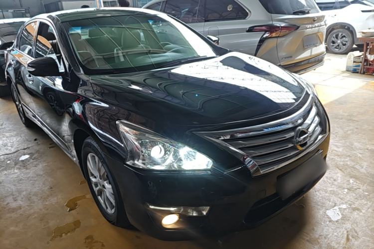 Used Nissan Teana 2013 2.5L XL Leading Edition Front Right 45 Deg