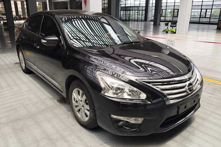 Used Nissan Teana 2013 2.5L XL Leading Edition Front Right 45 Deg