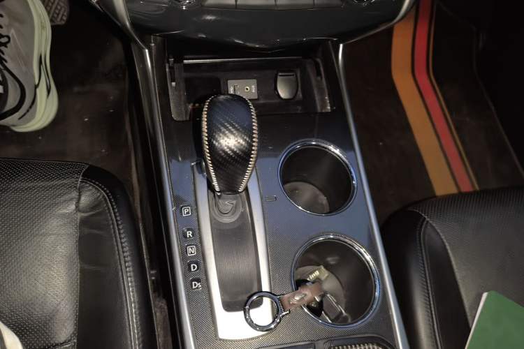 Used Nissan Teana 2013 2.0L XL Comfort Edition Gear Lever