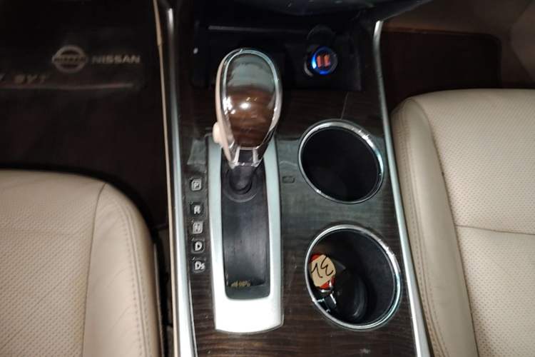 Used Nissan Teana 2013 2.0L XL Comfort Edition Gear Lever