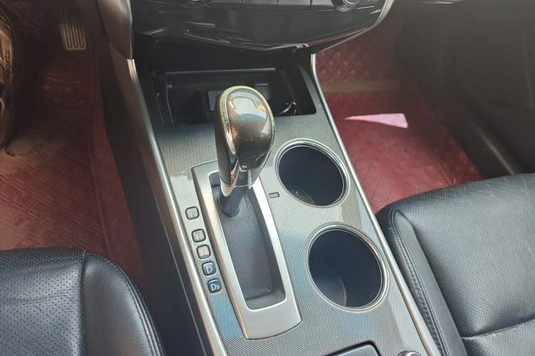 Used Nissan Teana 2013 2.5L XL-Upper NAVI Tech Deluxe Edition Gear Lever