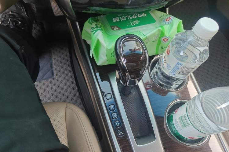 Used Nissan Teana 2013 2.0L XL Comfort Edition Gear Lever
