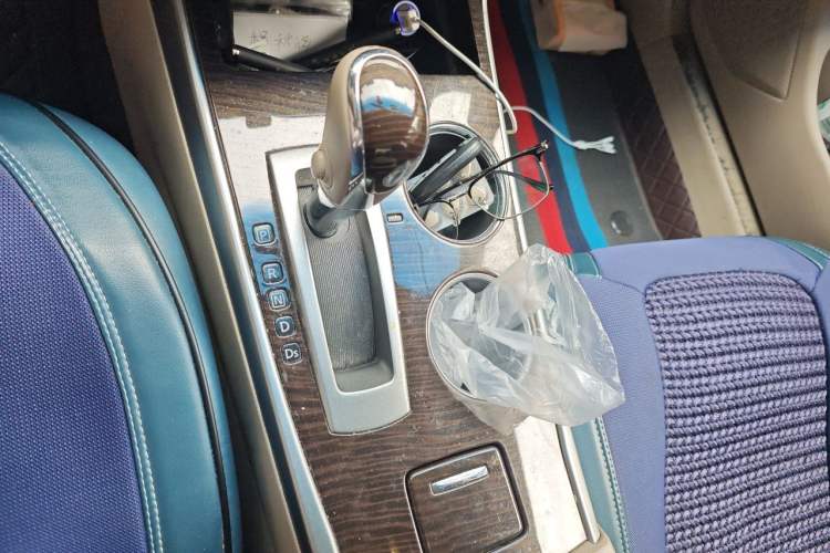 Used Nissan Teana 2013 2.0L XL Comfort Edition Gear Lever