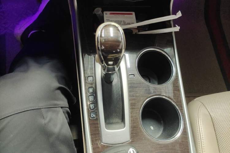 Used Nissan Teana 2013 2.0L XL Comfort Edition Gear Lever