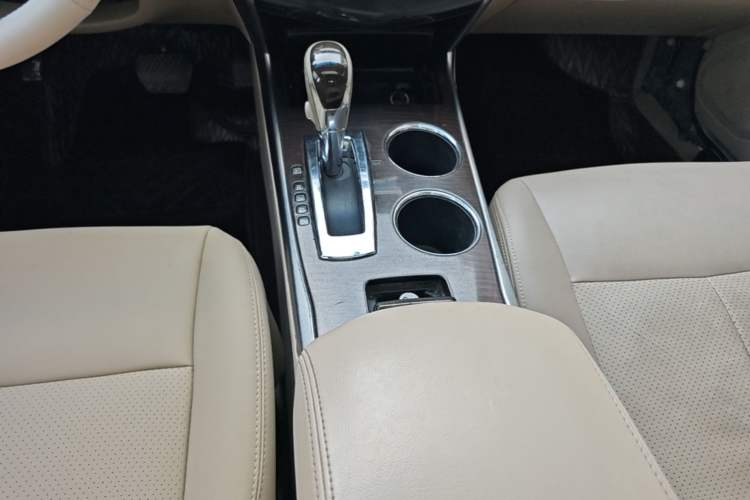 Used Nissan Teana 2013 2.0L XE Fashion Edition Gear Lever