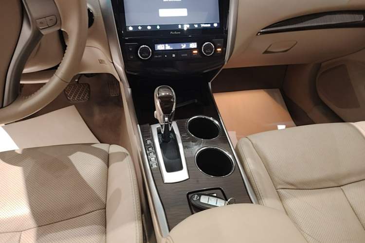 Used Nissan Teana 2013 2.0L XL Comfort Edition Gear Lever