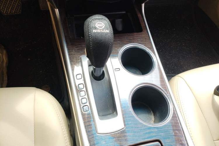Used Nissan Teana 2013 2.0L XL Comfort Edition Gear Lever