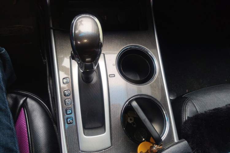 Used Nissan Teana 2013 2.0L XL Comfort Edition Gear Lever