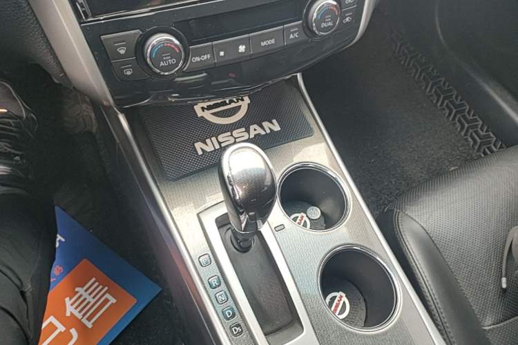 Used Nissan Teana 2013 2.5L XL Leading Edition Gear Lever
